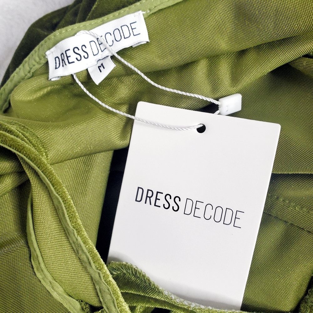 NEW | Dress Decode | Velvet Asymmetrical Hem Cut Out Front Ruched Dress - Picture 11 of 13